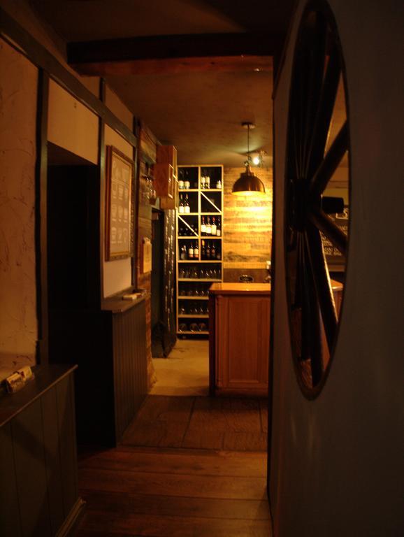 马沙姆 黑天鹅旅舍酒店 外观 照片